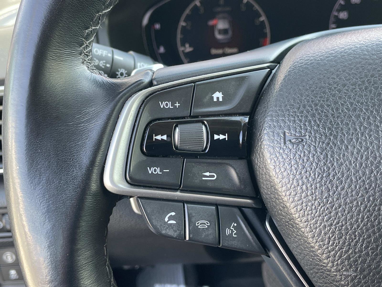 Used 2018 Honda Accord EX-L image 5