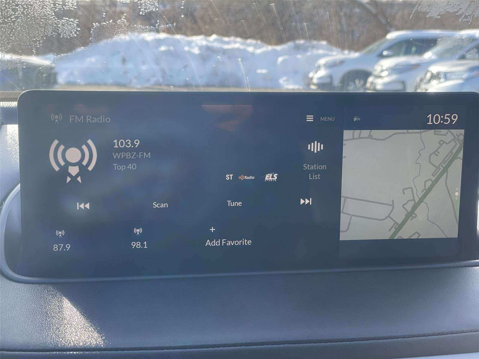 Used 2023 Acura MDX SH-AWD w/ Technology Package image 17