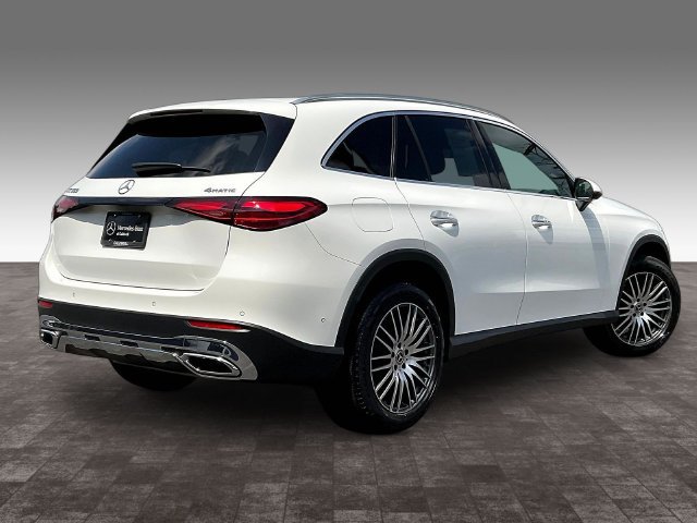 Used 2024 Mercedes-Benz GLC 300 4MATIC image 5