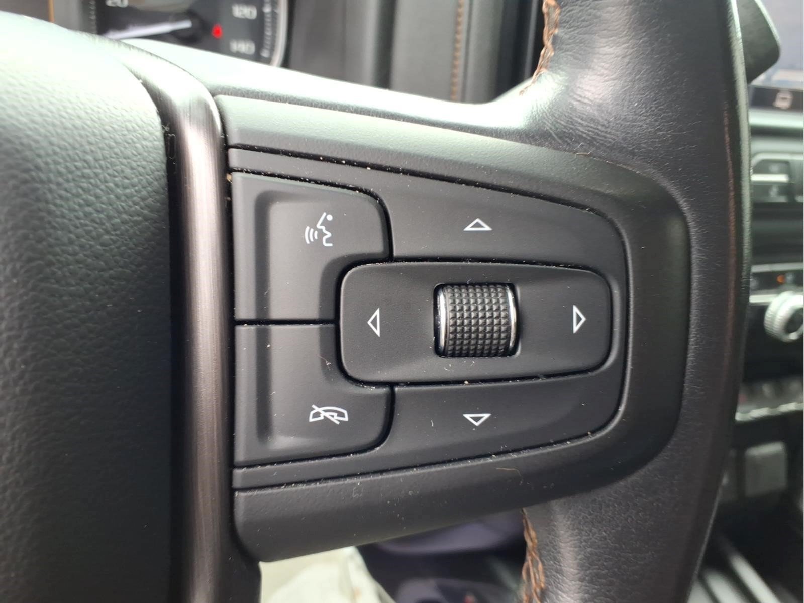 Used 2021 GMC Sierra 1500 AT4 w/ AT4 Preferred Package AWD/4WD image 22