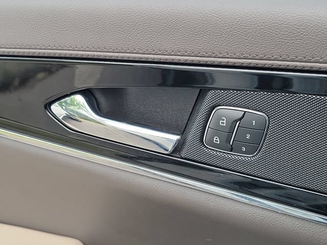Certified 2022 Lincoln Nautilus Reserve FWD image 19