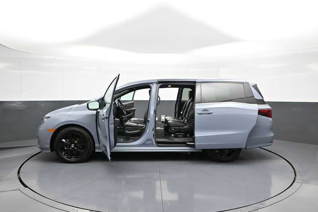 Certified 2024 Honda Odyssey Sport image 45