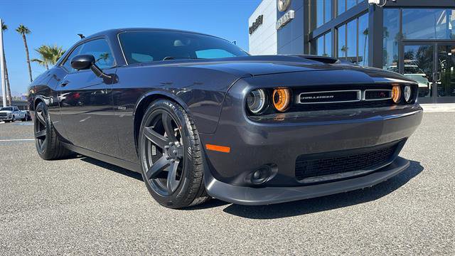 Used 2019 Dodge Challenger R/T w/ Driver Convenience Group image 5
