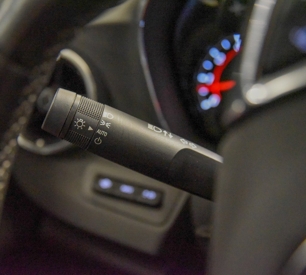 Used 2017 Chevrolet Camaro SS image 28