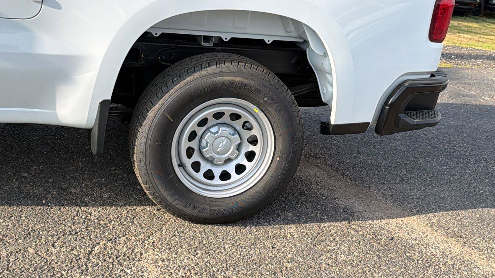 New 2026 Chevrolet Silverado 1500 W/T image 9