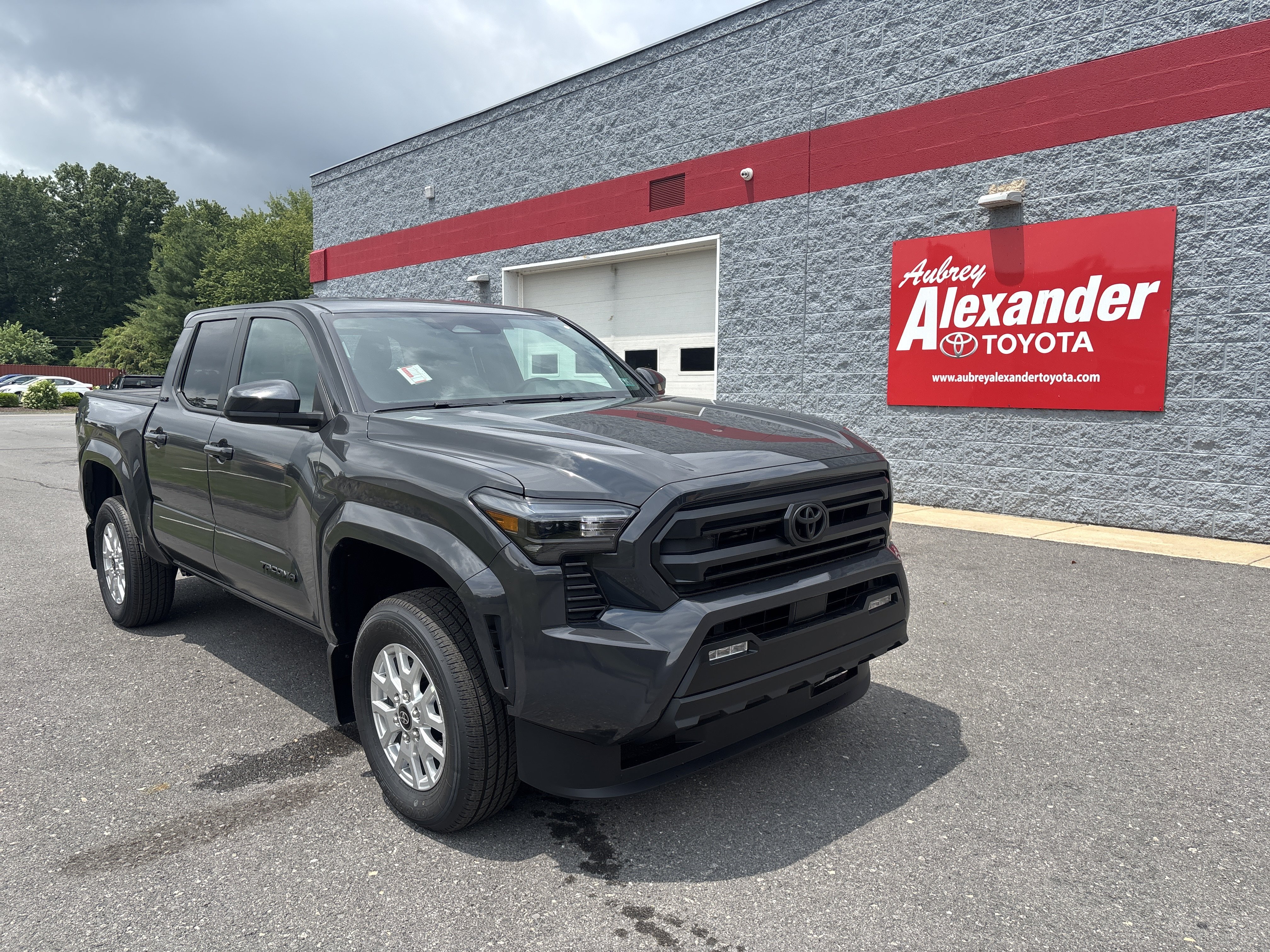 Certified 2026 Toyota Tacoma SR5 AWD/4WD video 1