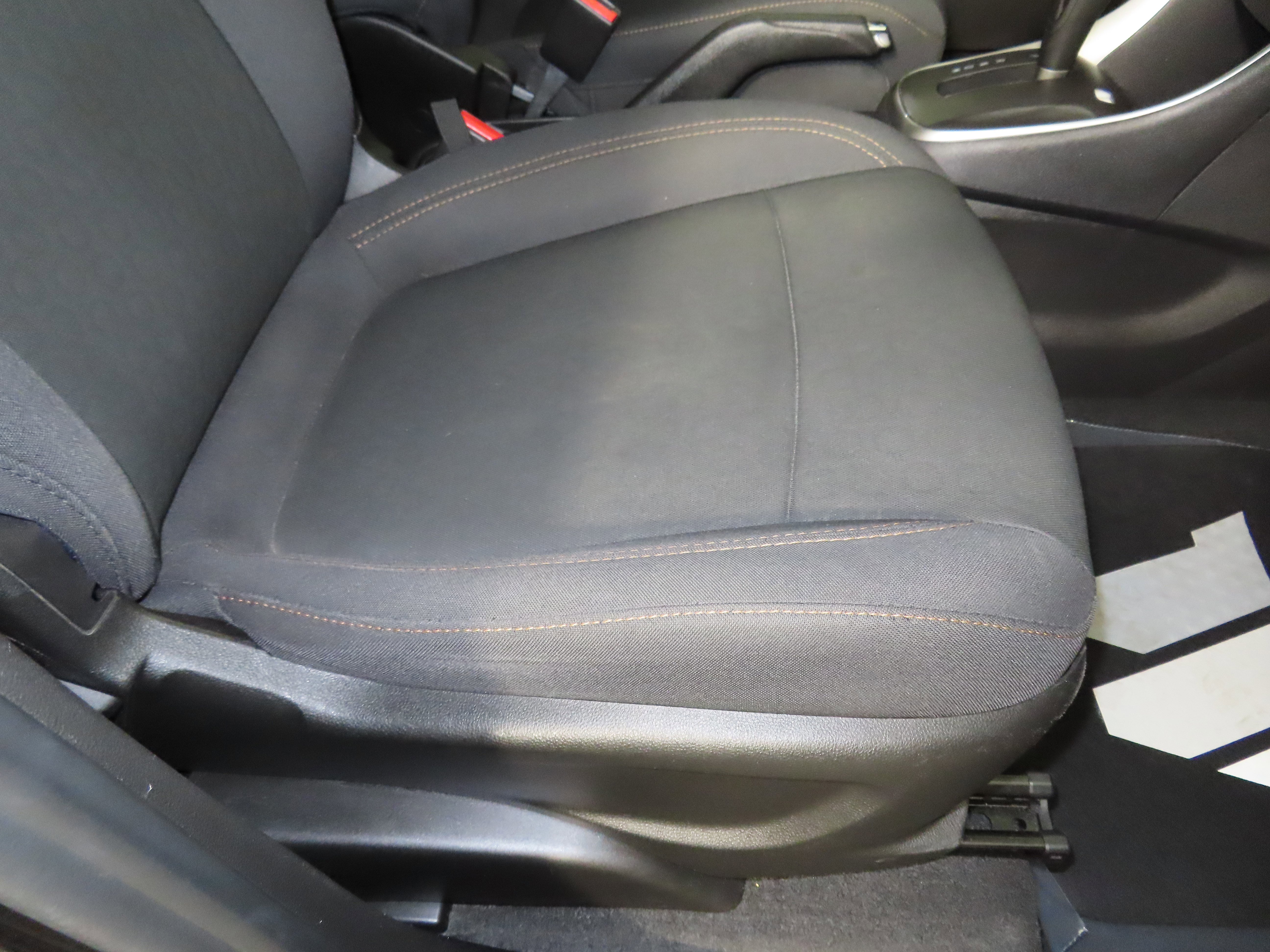 Used 2019 Chevrolet Trax LS image 27