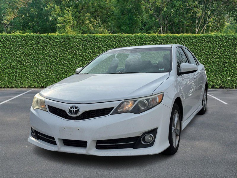 Used 2013 Toyota Camry SE image 6