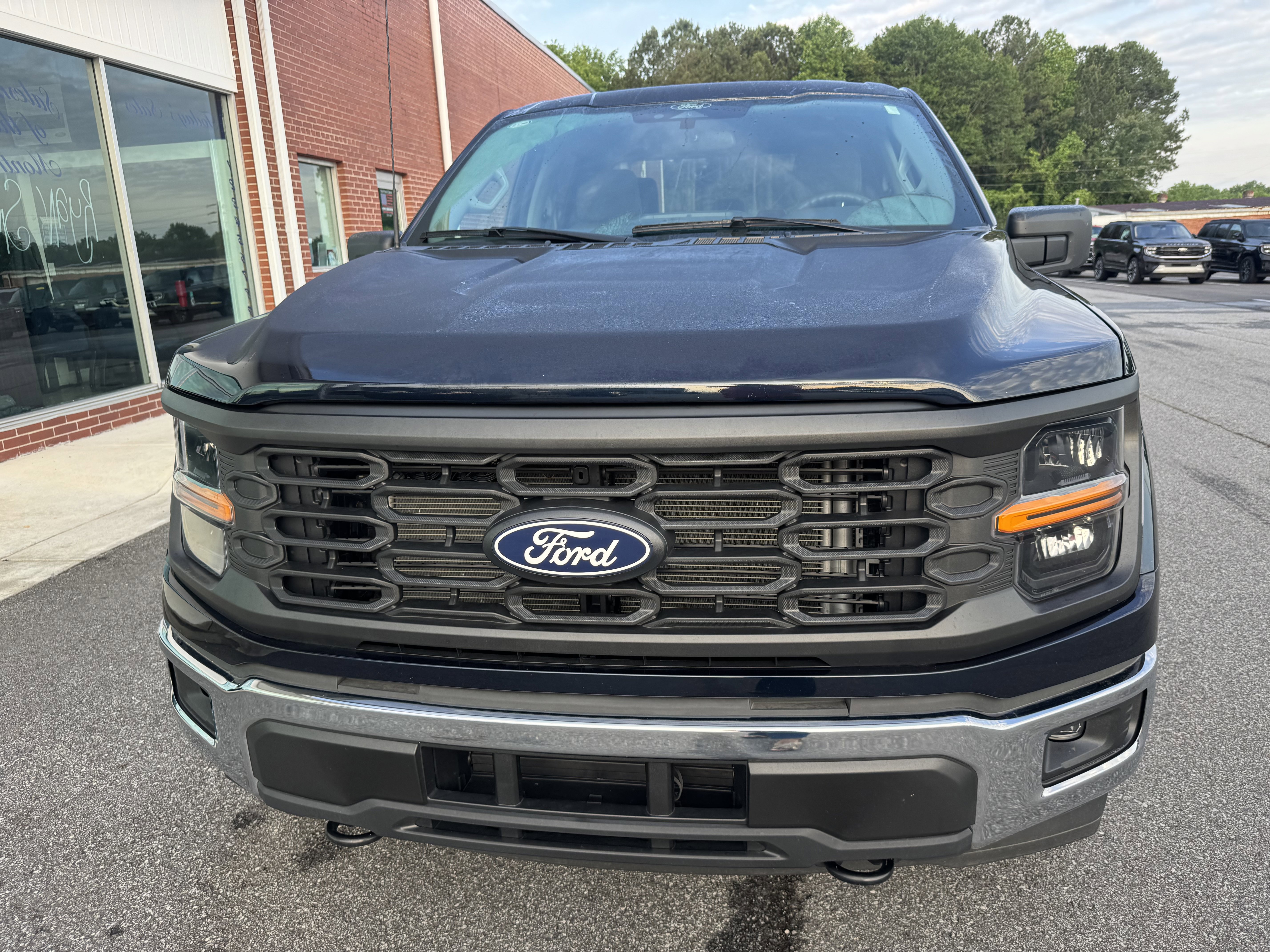 Used 2025 Ford F150 XL w/ Equipment Group 103A High AWD/4WD image 4
