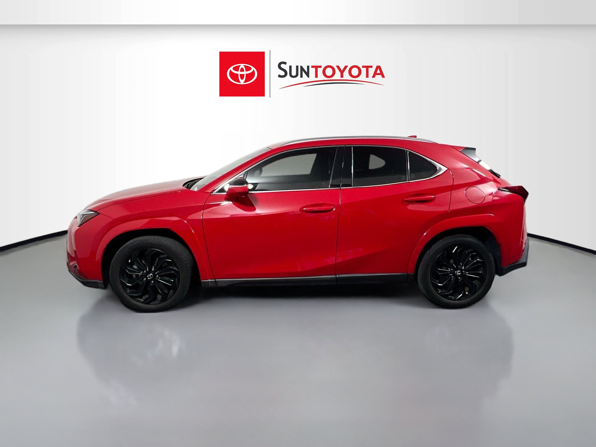 Used 2023 Lexus UX 250h FWD w/ Accessory Package (Z2) image 7