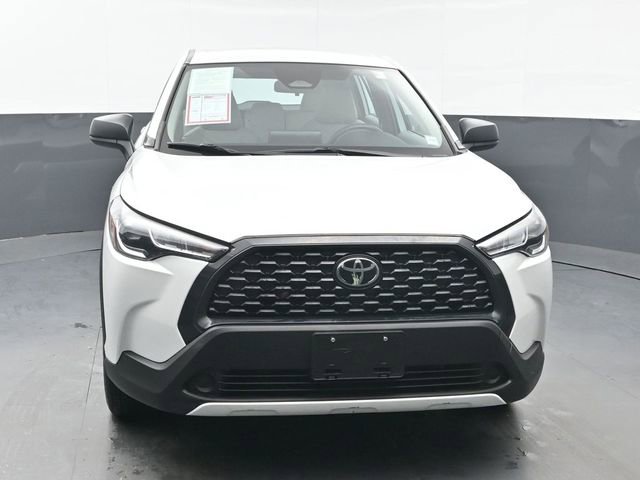Certified 2023 Toyota Corolla Cross L image 11