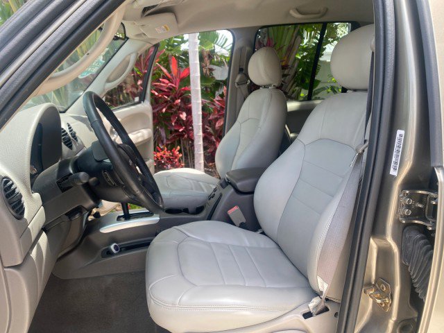 Used 2003 Jeep Liberty Limited image 11