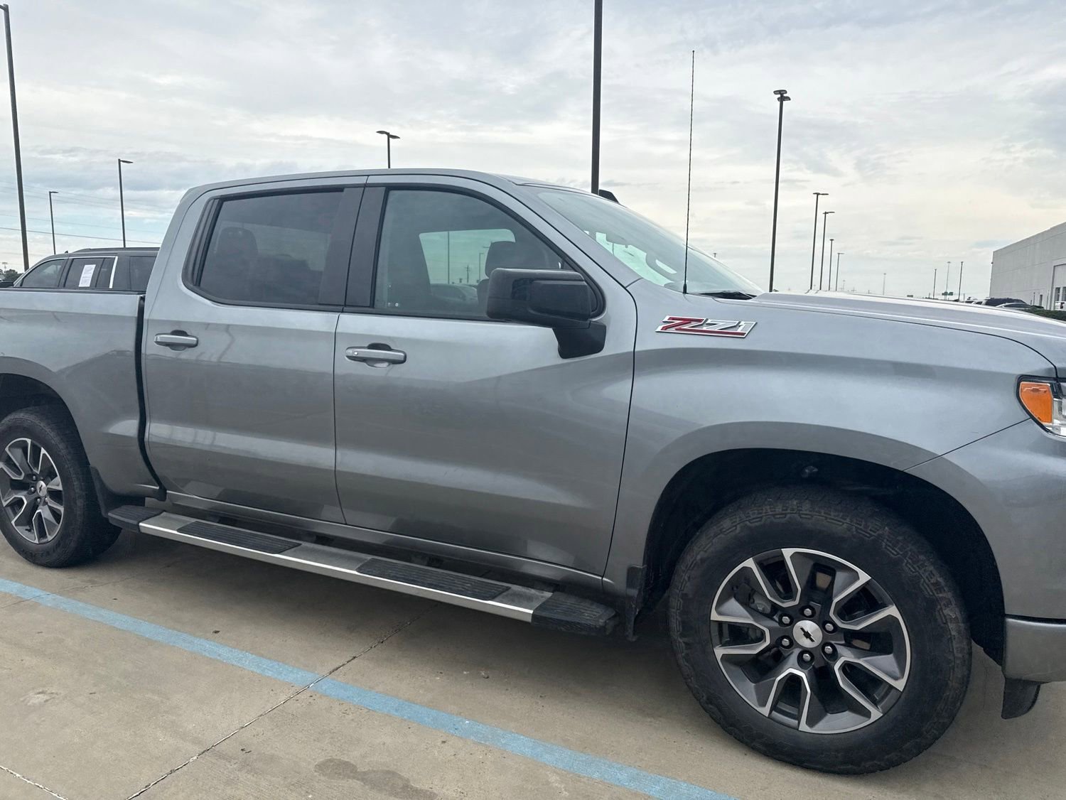 Used 2024 Chevrolet Silverado 1500 RST w/ Z71 Off-Road Package AWD/4WD image 6