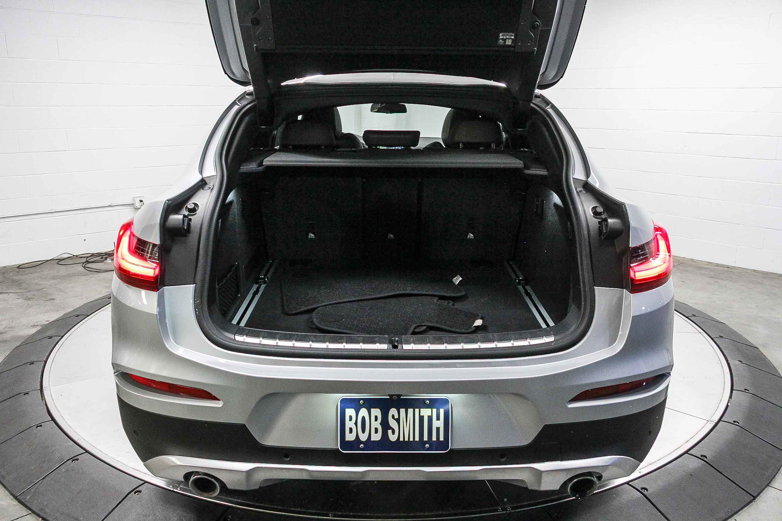 Used 2020 BMW X4 xDrive30i w/ Convenience Package image 26