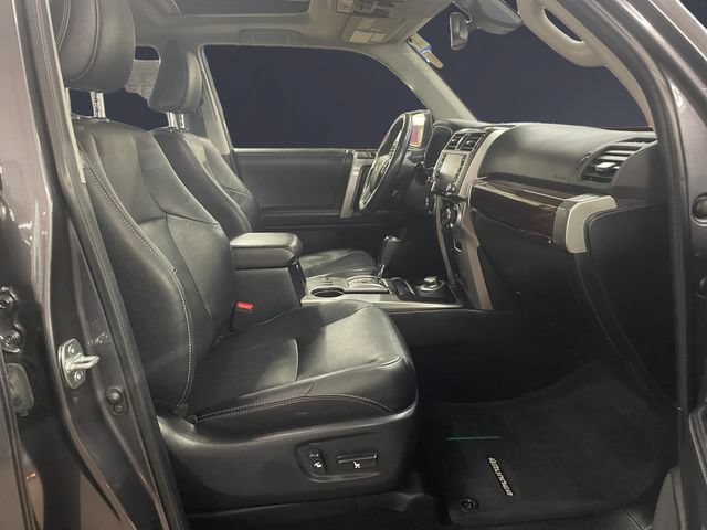 Used 2022 Toyota 4Runner Limited AWD/4WD image 15
