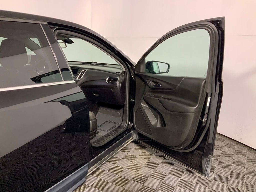 Used 2019 Chevrolet Equinox LT image 30