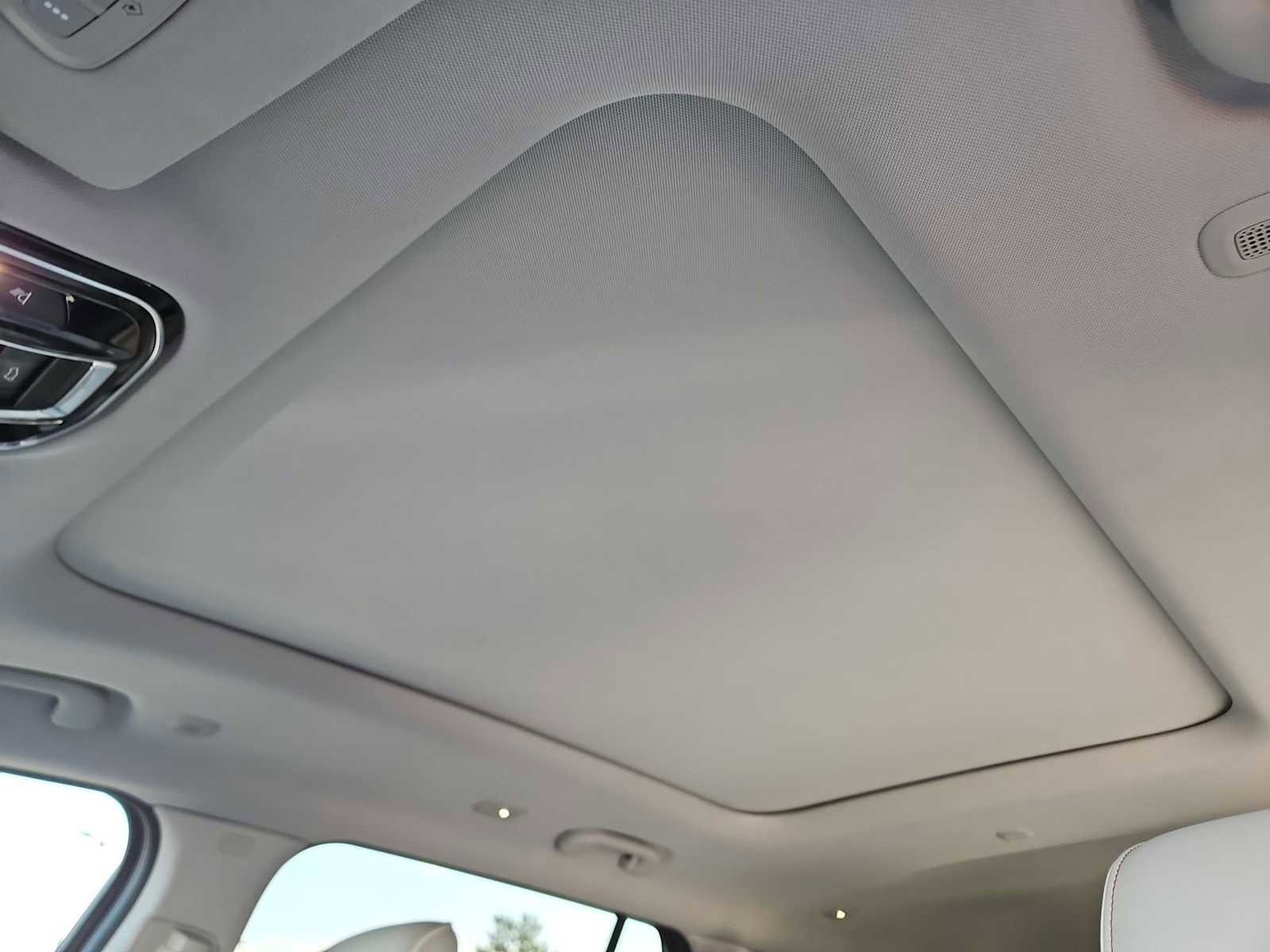 Used 2021 Jeep Grand Cherokee L Overland w/ Trailer Tow Group (B) image 20