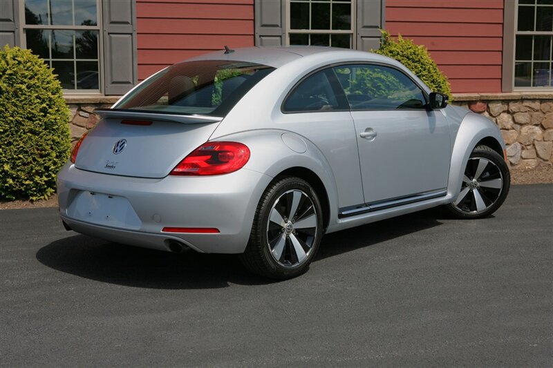 Used 2013 Volkswagen Beetle 2.0T FWD image 5