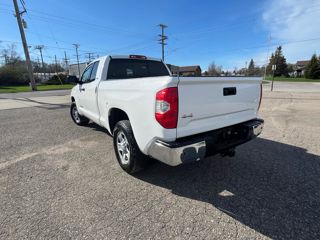 Used 2019 Toyota Tundra SR5 AWD/4WD image 3