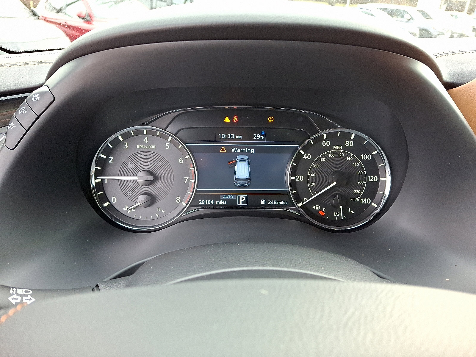 Used 2024 INFINITI QX80 Sensory image 24