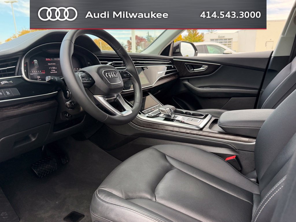 Used 2023 Audi Q8 Premium Plus w/ Premium Plus Package AWD/4WD image 4