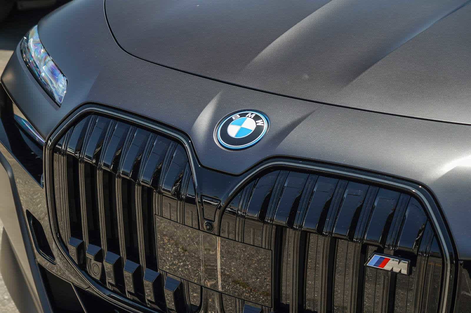 New 2026 BMW i7 xDrive60 AWD/4WD image 9