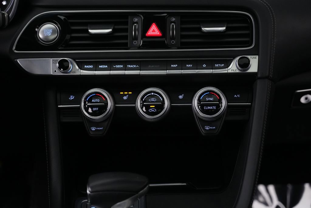 Used 2020 Genesis G70 2.0T w/ Elite Package image 42