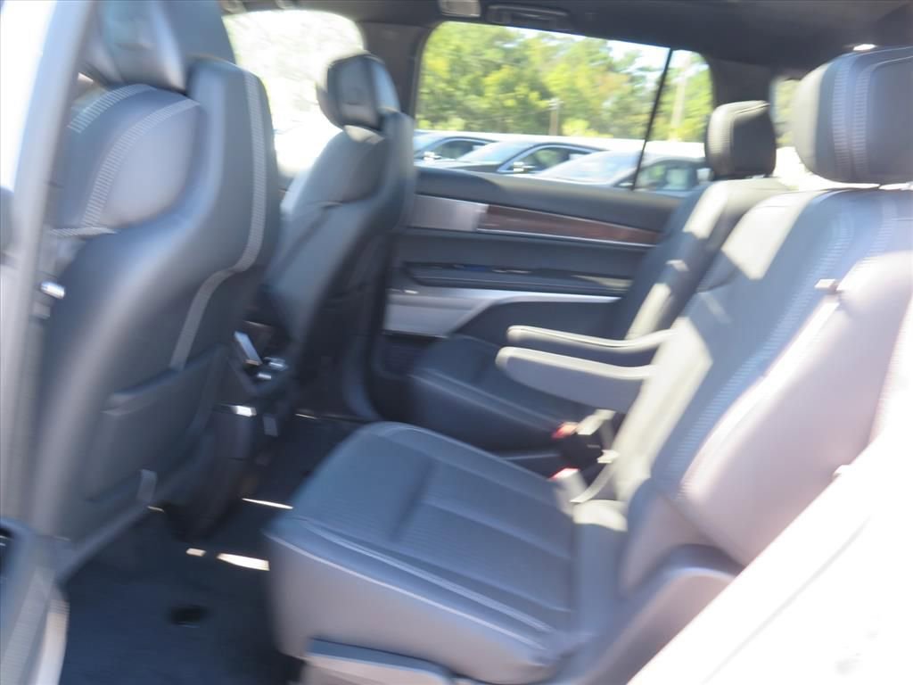 New 2026 Cadillac Vistiq Luxury image 24