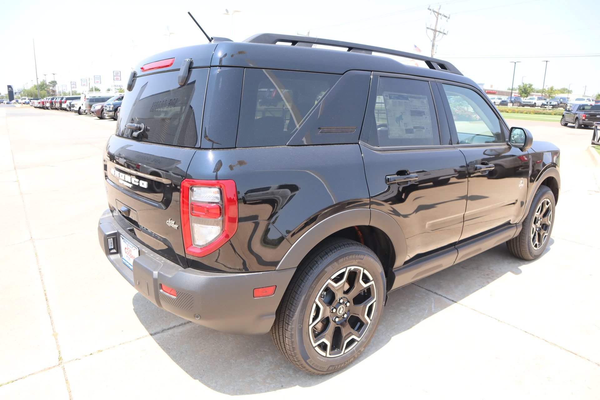 New 2025 Ford Bronco Sport Outer Banks w/ Outer Banks Tech Package+ AWD/4WD image 22