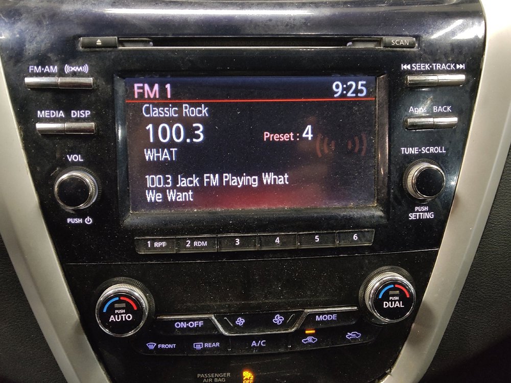 Used 2016 Nissan Murano S FWD image 25