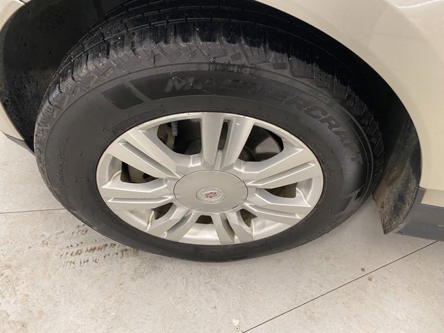 Used 2013 Cadillac SRX Luxury image 28