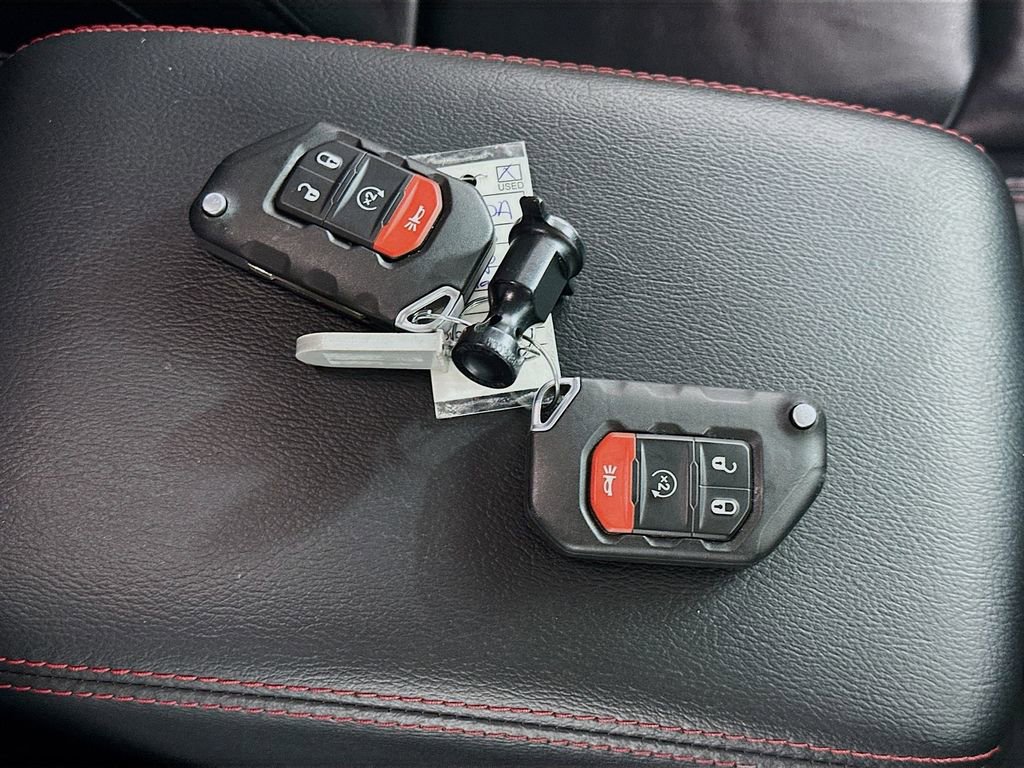 Used 2023 Jeep Gladiator Rubicon w/ Cold Weather Group image 36