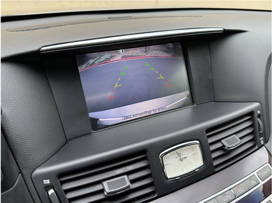 Used 2013 INFINITI M37 w/ Premium Pkg image 15