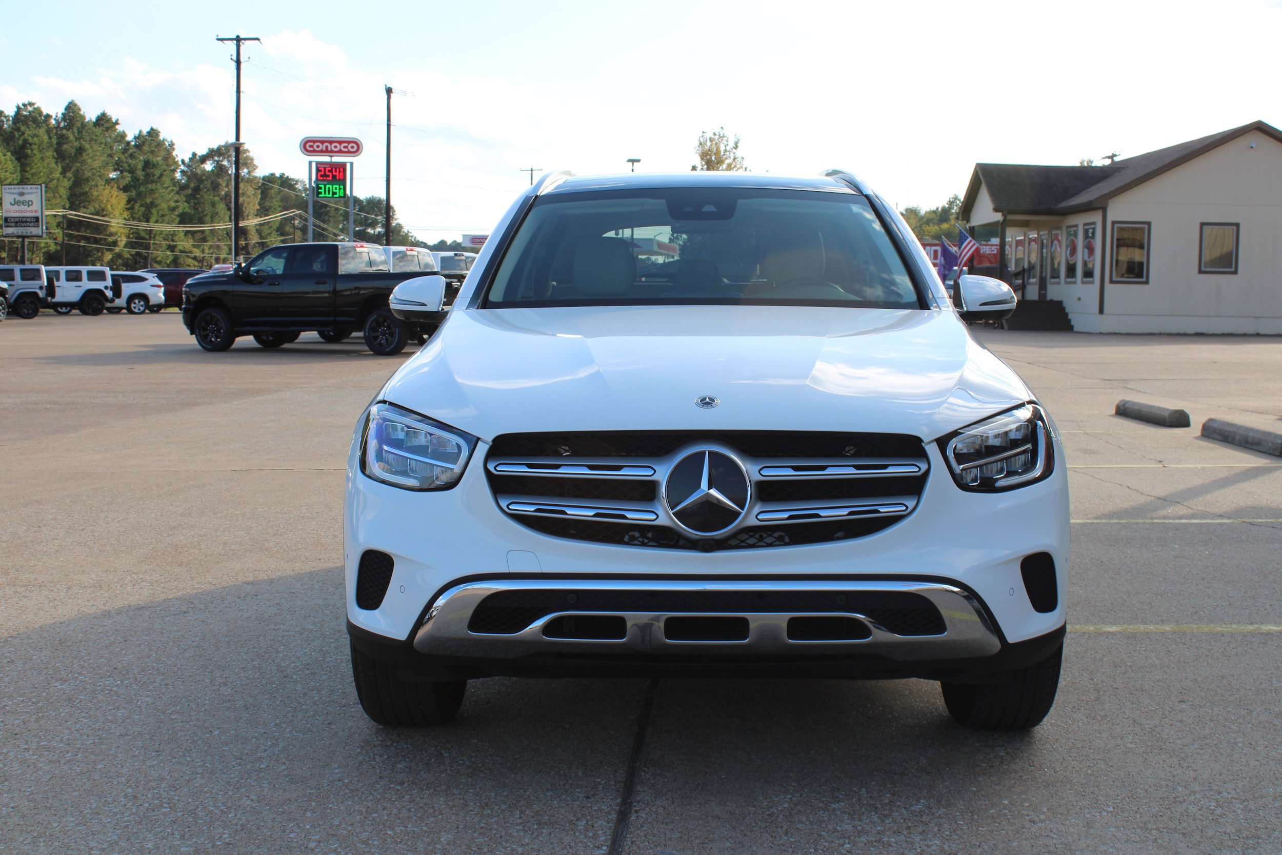 Used 2022 Mercedes-Benz GLC 300 image 3