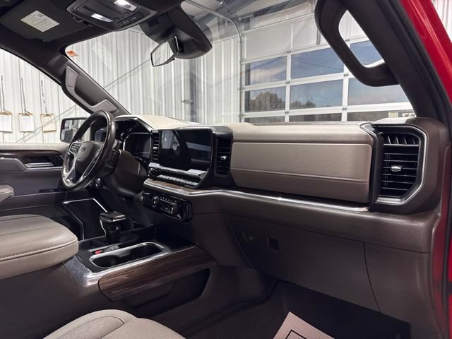 Used 2023 Chevrolet Silverado 1500 RST AWD/4WD image 26
