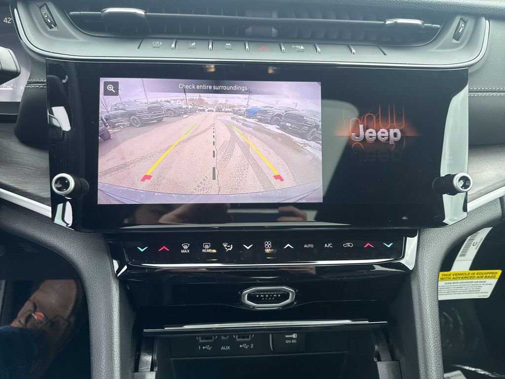 New 2026 Jeep Grand Cherokee Limited image 14