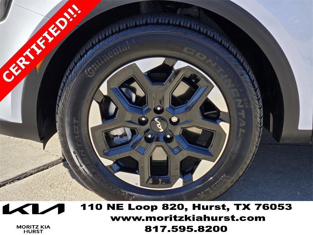 Certified 2025 Kia Sorento S w/ Panoramic Sunroof Package image 17