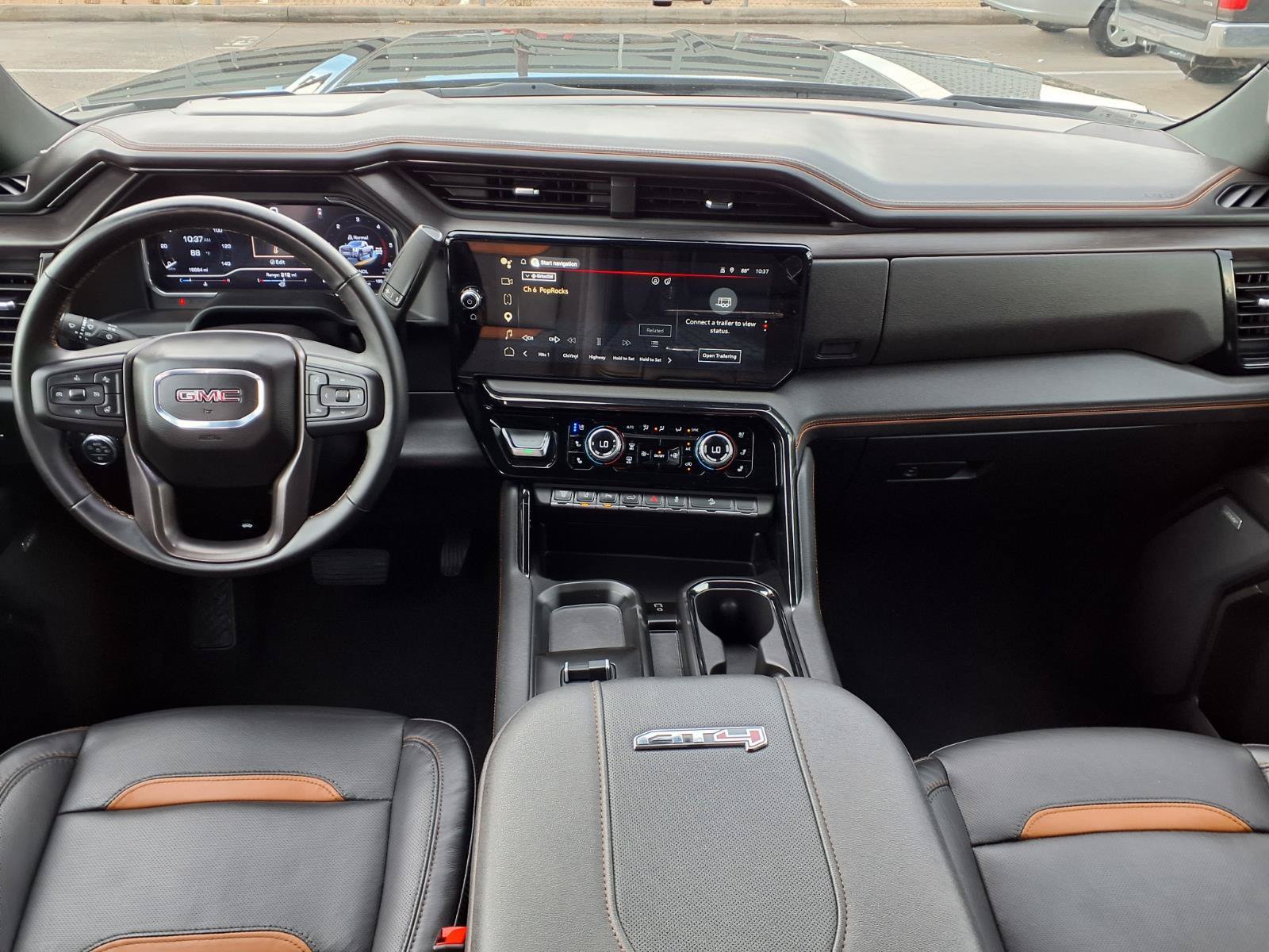 Used 2024 GMC Sierra 2500 AT4 w/ AT4 Premium Plus Package AWD/4WD image 4
