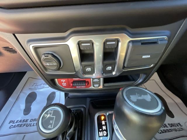 Used 2021 Jeep Wrangler Rubicon AWD/4WD image 21