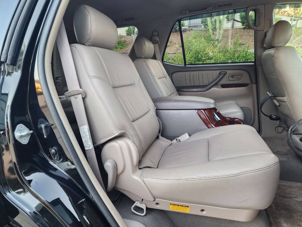 Used 2007 Toyota Sequoia Limited RWD image 18