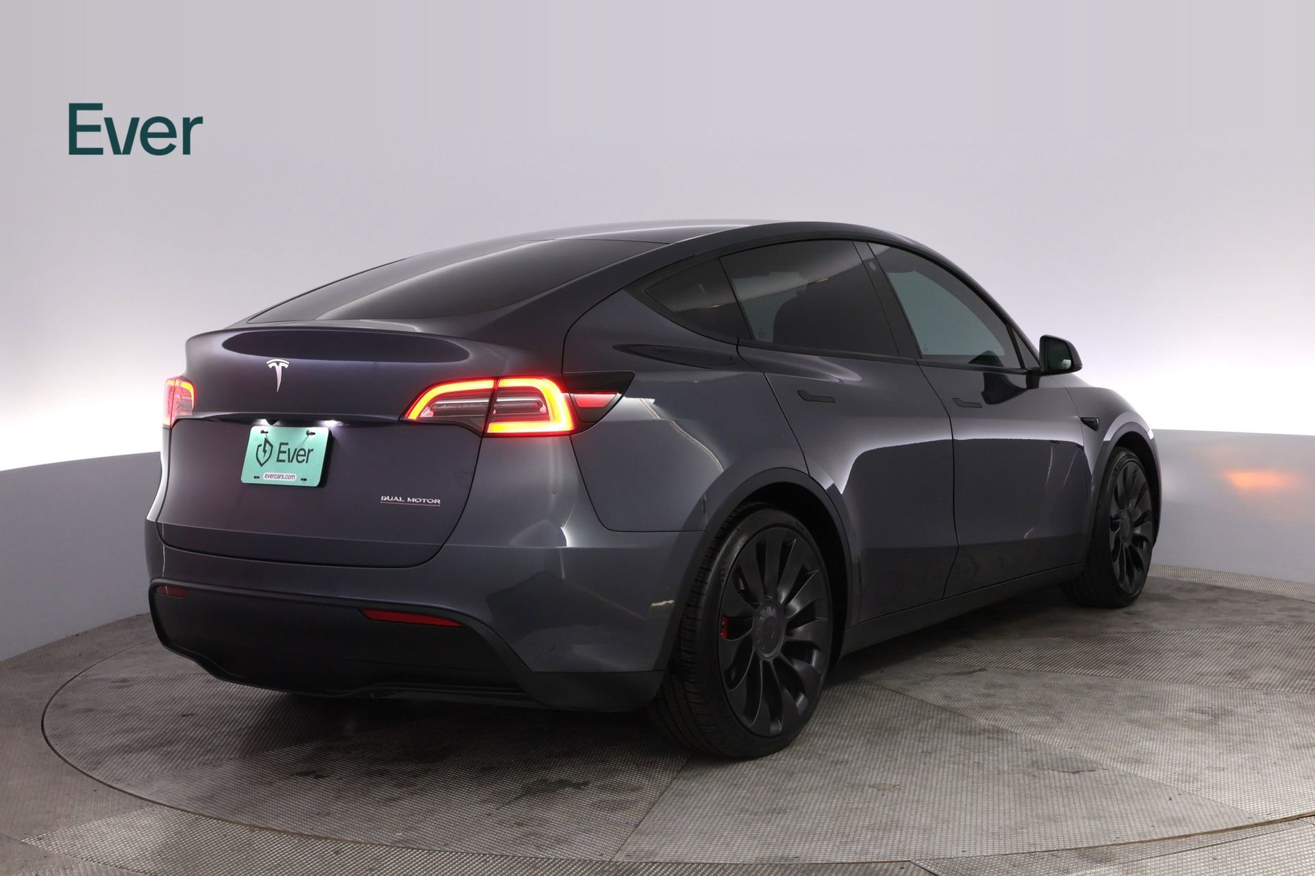 Used 2022 Tesla Model Y Performance AWD/4WD image 3