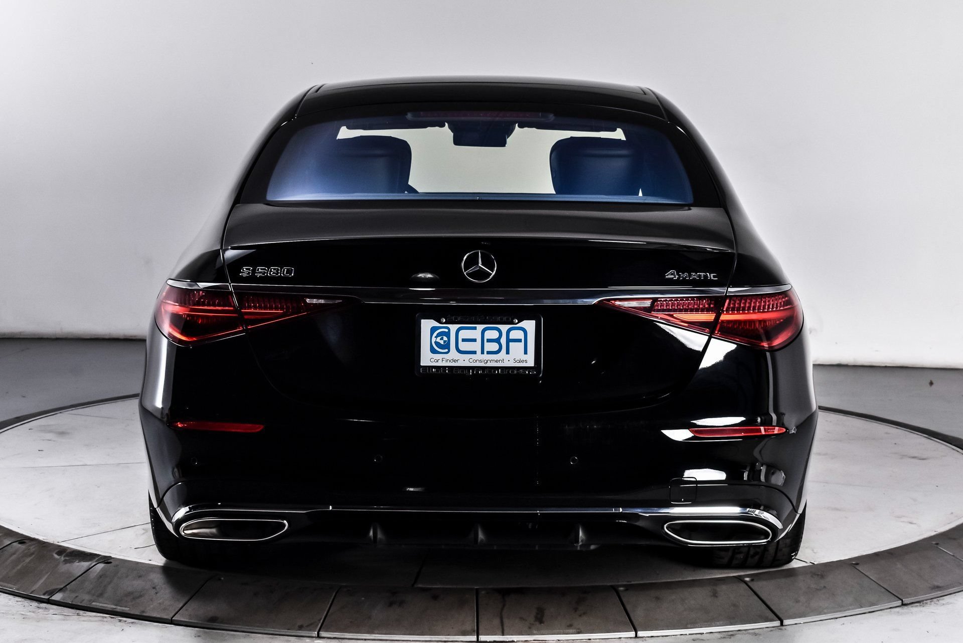 Used 2023 Mercedes-Benz S 580 4MATIC Sedan image 5