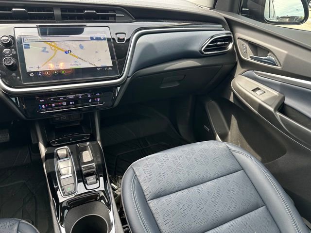 Used 2023 Chevrolet Bolt EUV Premier w/ Sun & Sound Package FWD image 14