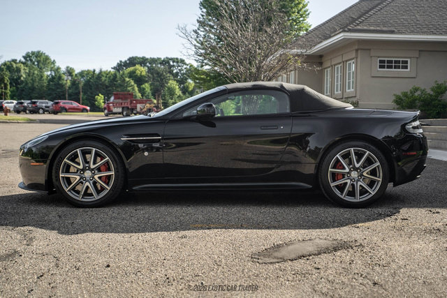 Used 2015 Aston Martin V8 Vantage GT RWD image 18