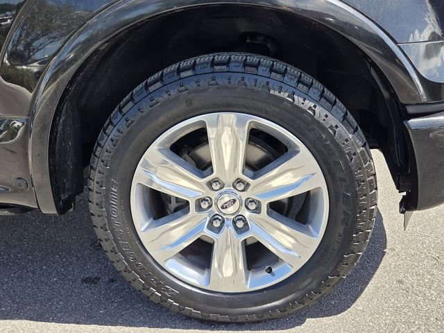 Used 2015 Ford F150 Platinum w/ Equipment Group 701A Luxury image 11