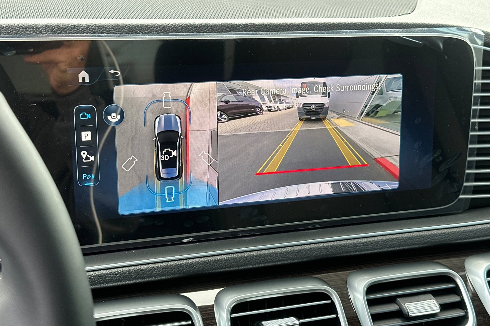 Used 2025 Mercedes-Benz GLE 350 4MATIC image 17