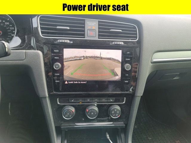 Used 2018 Volkswagen GTI SE image 12