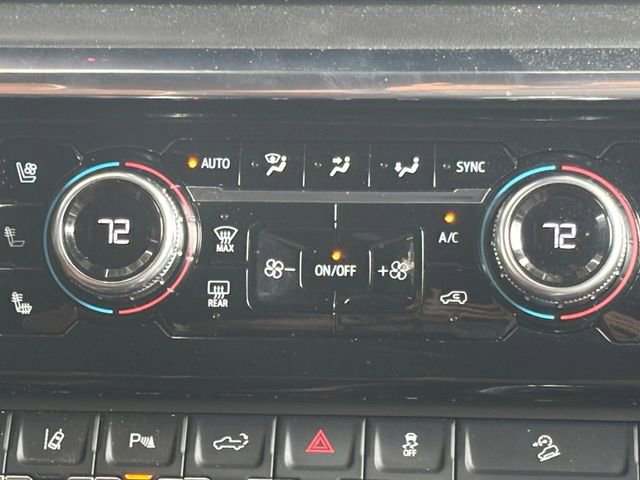 Used 2025 GMC Sierra 2500 Denali Ultimate AWD/4WD image 5