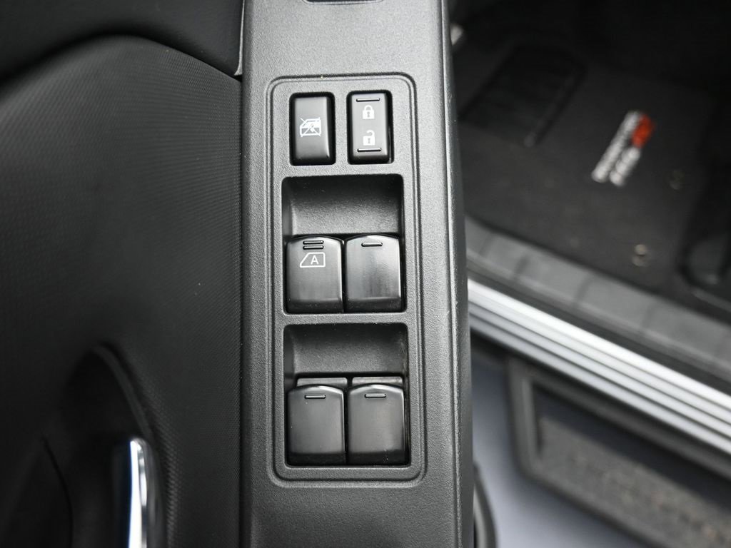 Used 2023 Nissan Frontier PRO-4X w/ Pro Convenience Package image 6