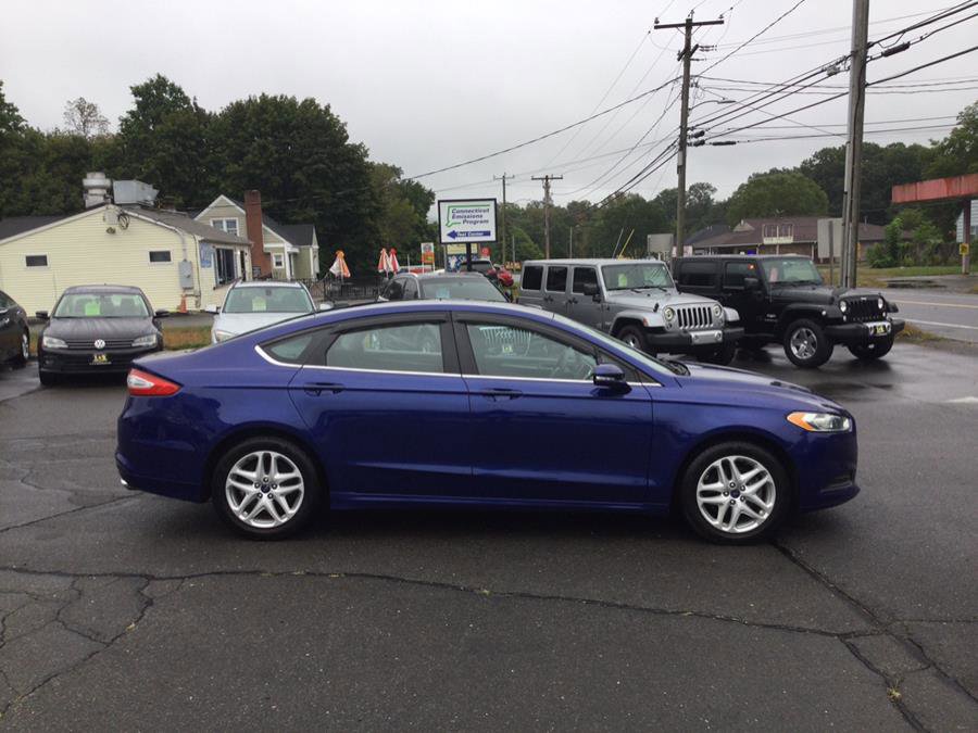 Used 2014 Ford Fusion SE image 29